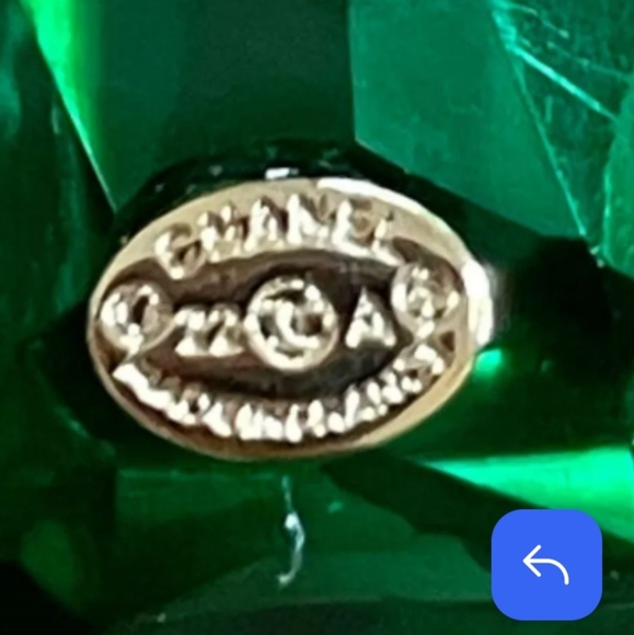 Chanel Green and Yellow Gold Tone Square CC Chicklet Cruise Collection Earrings - Picture 4 of 15